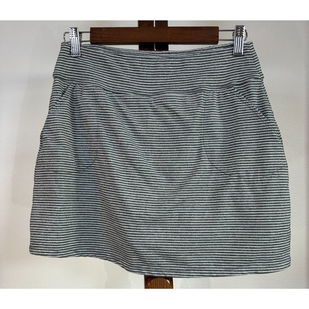 Ann Taylor LOFT Skort Striped Women’s Small Black White Mini Skirt with Shorts